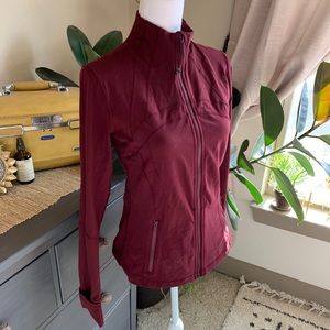NWOT Maroon Lululemon zip up jacket size 8